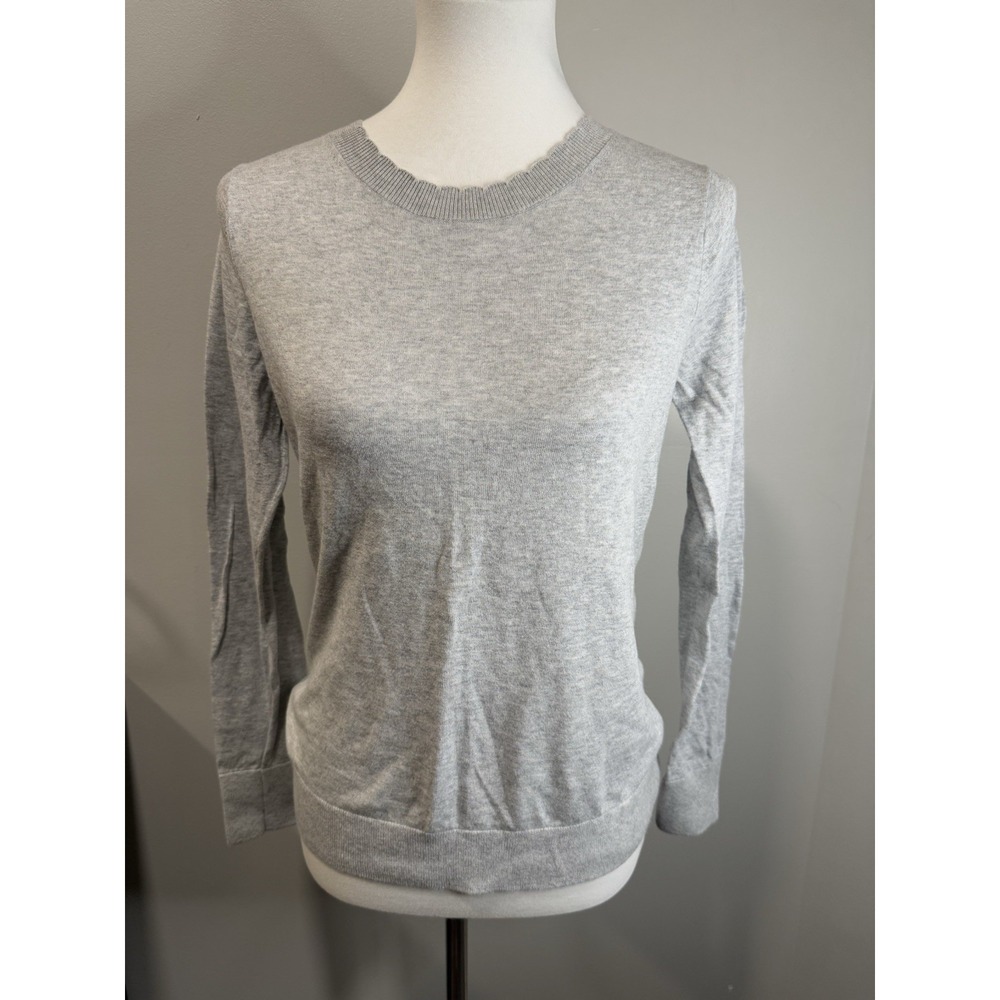 Bananaโ Republic Sweater Womens Medium Gray Scalloped Neck Cotton Rayon Knit Top